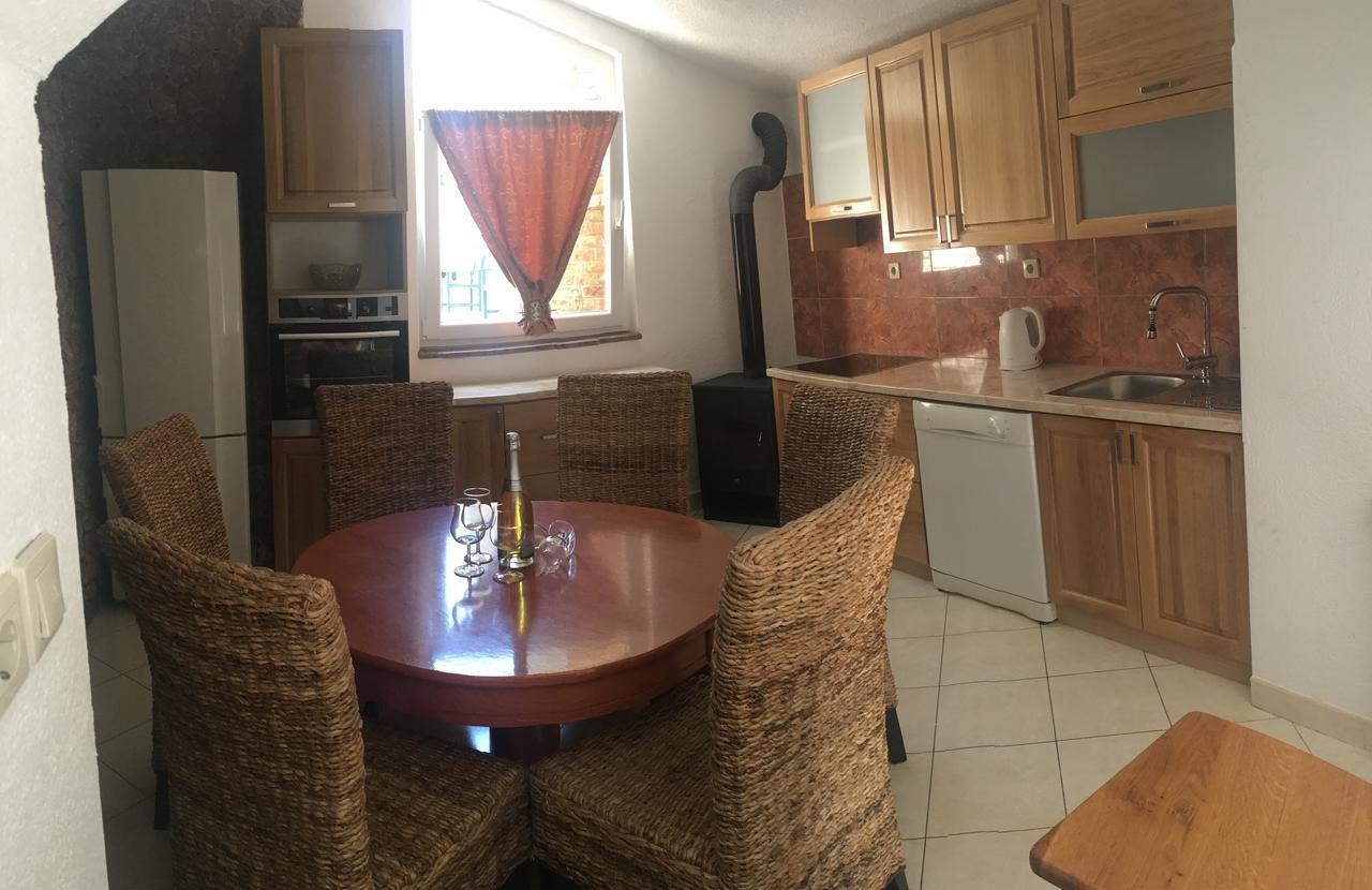 Villa Perkovic Mimice Luaran gambar